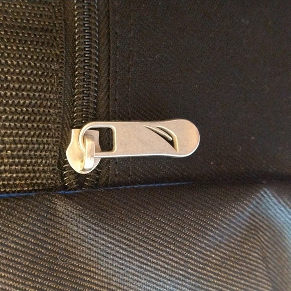 NWT Nautica black "Boat Tote" bag - Picture 3 of 9